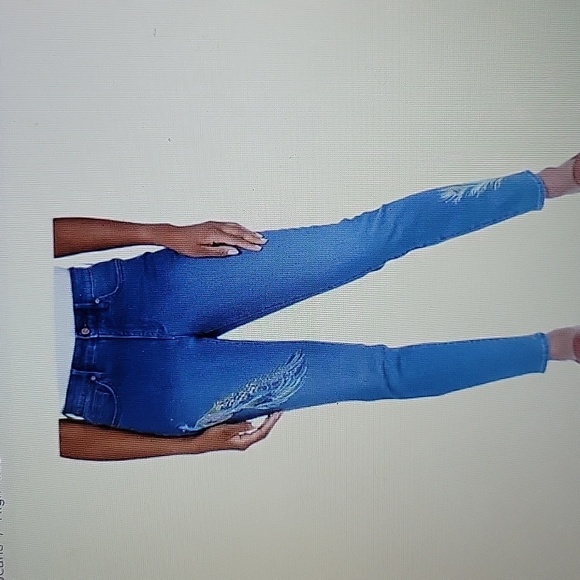 Martha Stewart jeans embroidered ankle blue jeans 5 pocket style size 8 EUC… - Picture 2 of 11